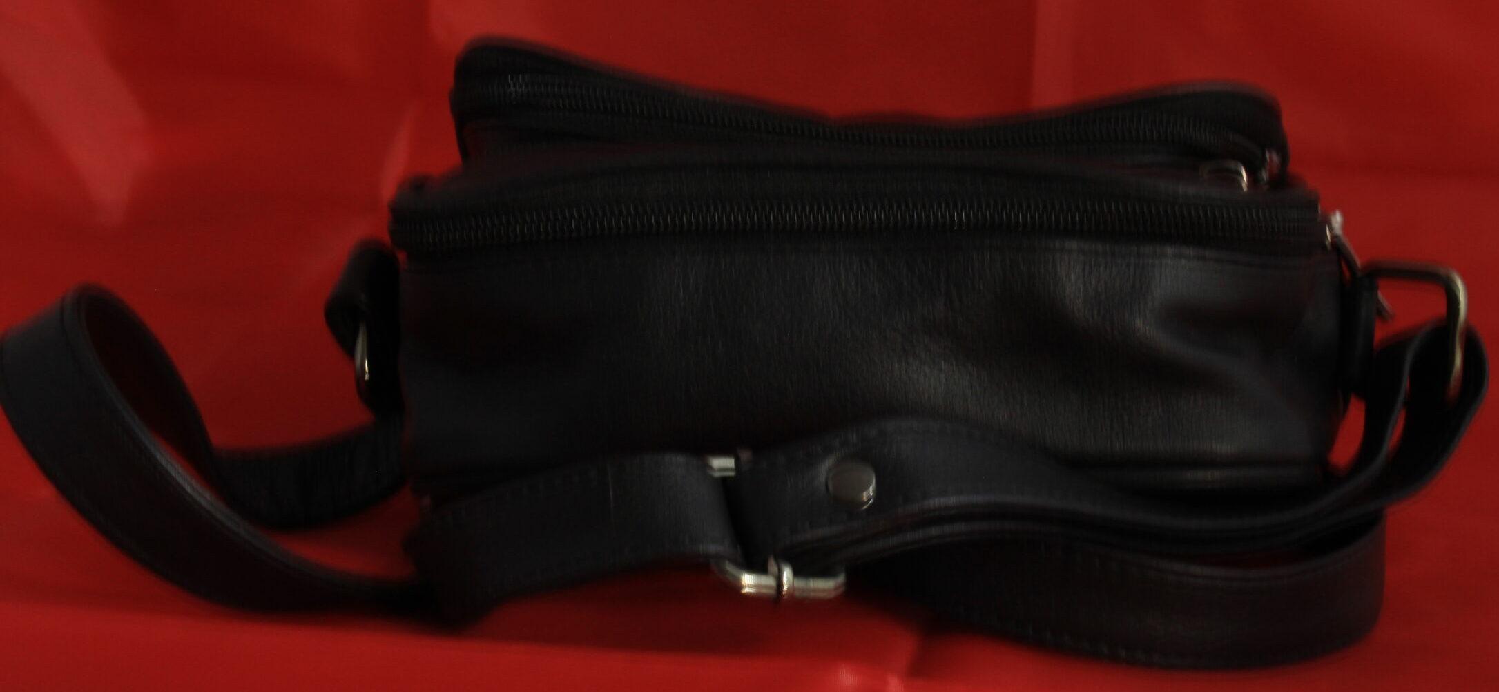 Unisex-Leather-cross-shoulder-bag-black-on-sale-at-Merchand-Cart Unisex Leather cross shoulder bag black on sale at Merchand Cart